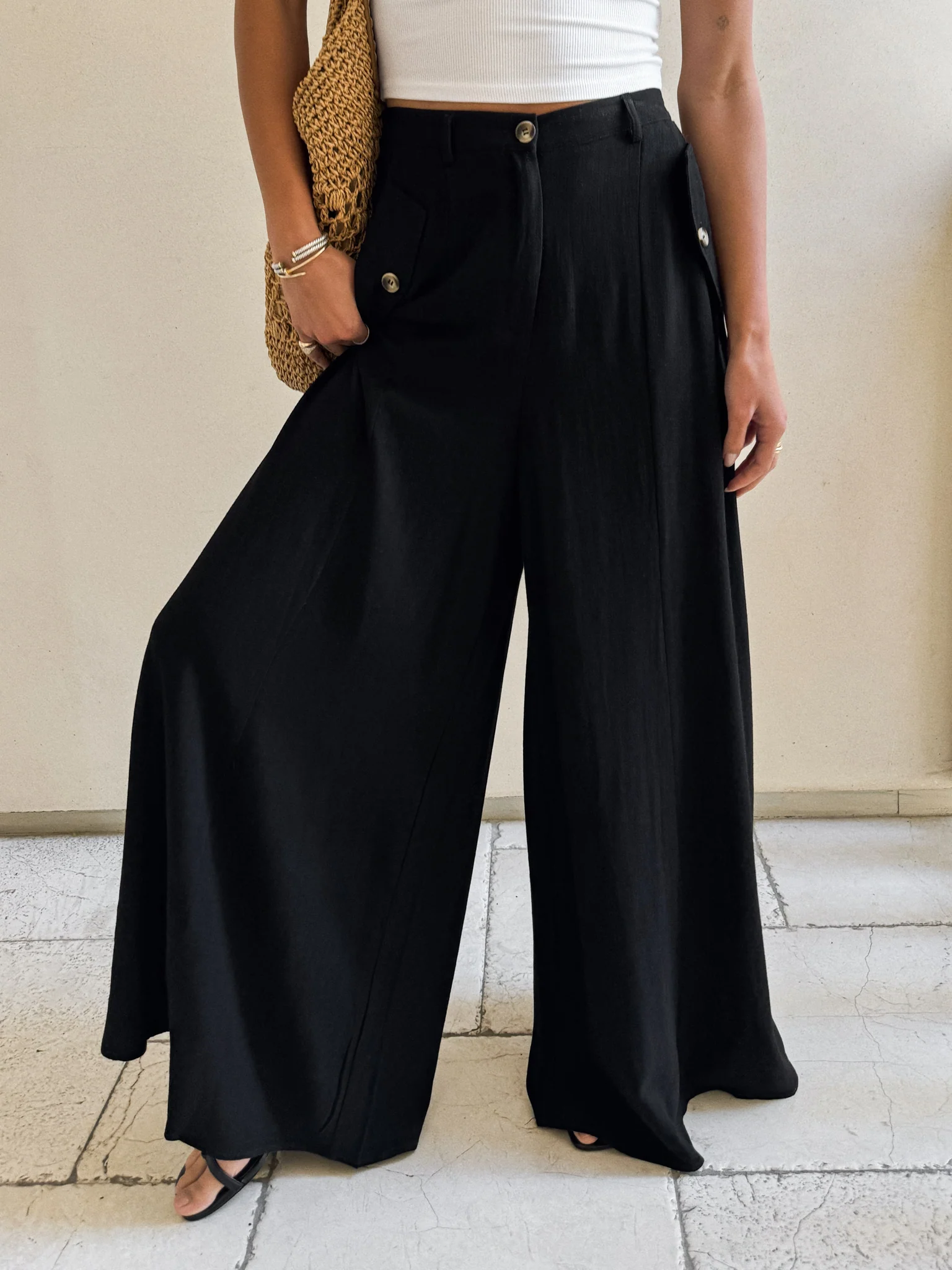 Before You Linen Pants in Black - Image 2